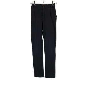 Unisex me&i - Trikoohousut, koko 146 - 152 - Musta (1)