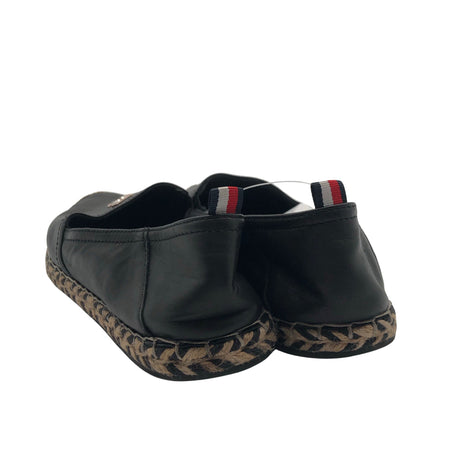Naisten Tommy Hilfiger - Loaferit, koko 40 - Musta (2)