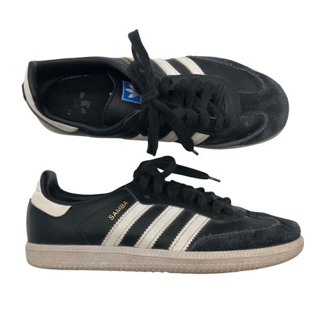 Unisex Adidas - Tennarit, koko 36 - Musta ()