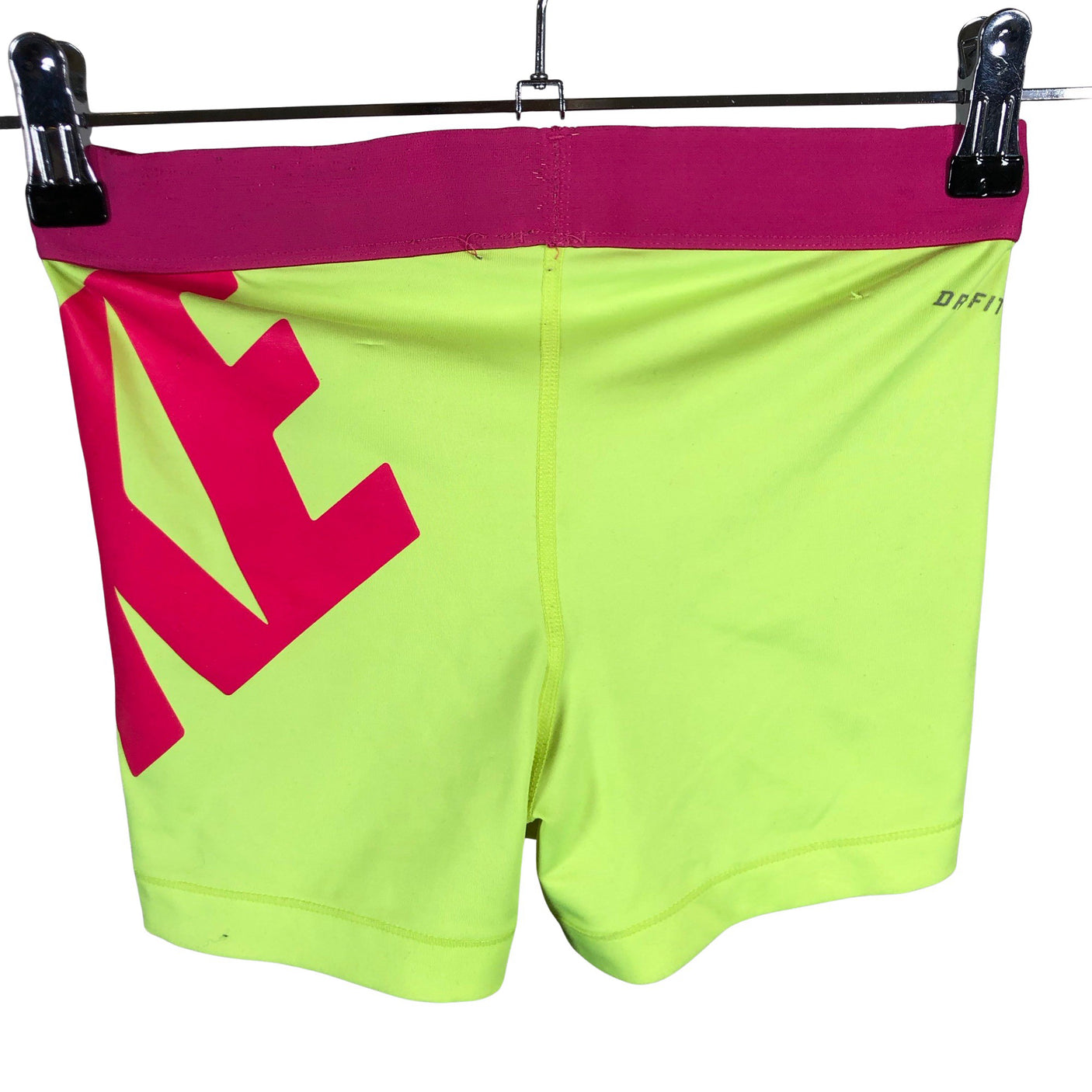 Naisten Nike - Urheilushortsit, koko 36 - Keltainen (2)