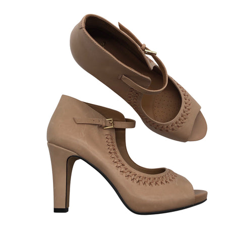 Naisten Clarks - Avokärkiset korkokengät, koko 39 - Beige ()