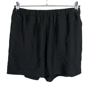 Naisten Weekday - Shortsit, koko 40 - Musta (1)