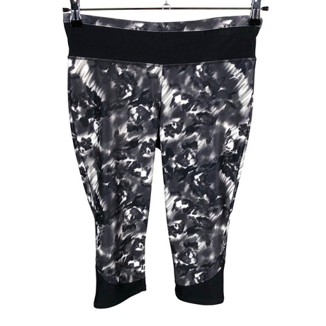 Naisten Danskin - Urheilucaprit, koko 38 - Harmaa ()