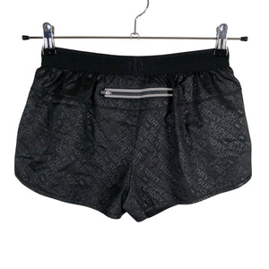 Naisten Superdry - Urheilushortsit, koko 34 - Musta (2)