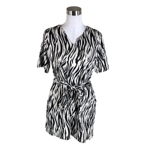 Naisten NOSH - Trikoomekko, koko 38 - Musta (1)