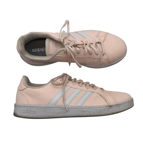 Unisex Adidas - Tennarit, koko 42 - Vaaleanpunainen ()