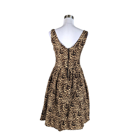 Naisten Lindy Bop - Trikoomekko, koko 38 - Beige (2)