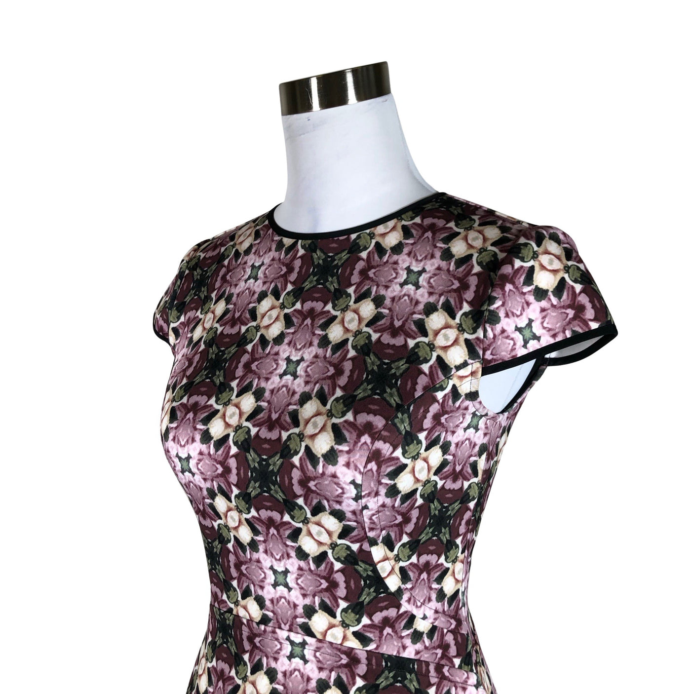 Naisten Ted Baker - Trikoomekko, koko 36 - Viininpunainen (3)