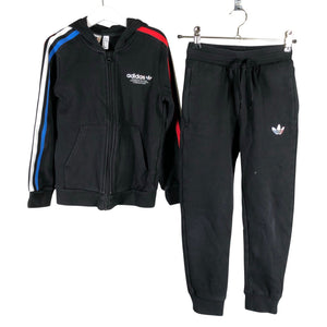 Unisex Adidas - Collegeasu, koko 122 - 128 - Musta (1)