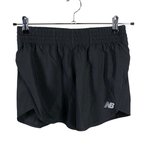 Naisten New Balance - Urheilushortsit, koko 34 - Musta (1)