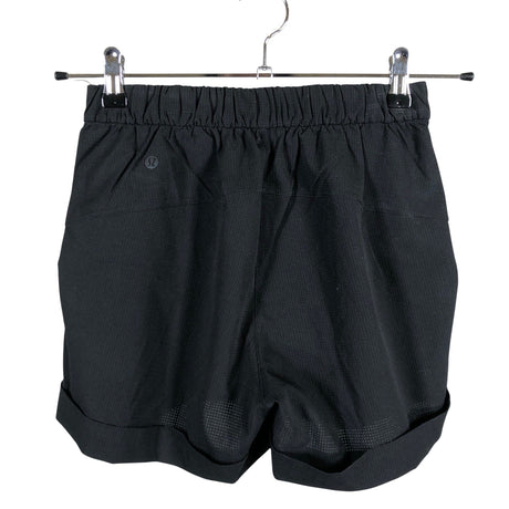 Naisten Lululemon - Urheilushortsit, koko 34 - Musta (2)