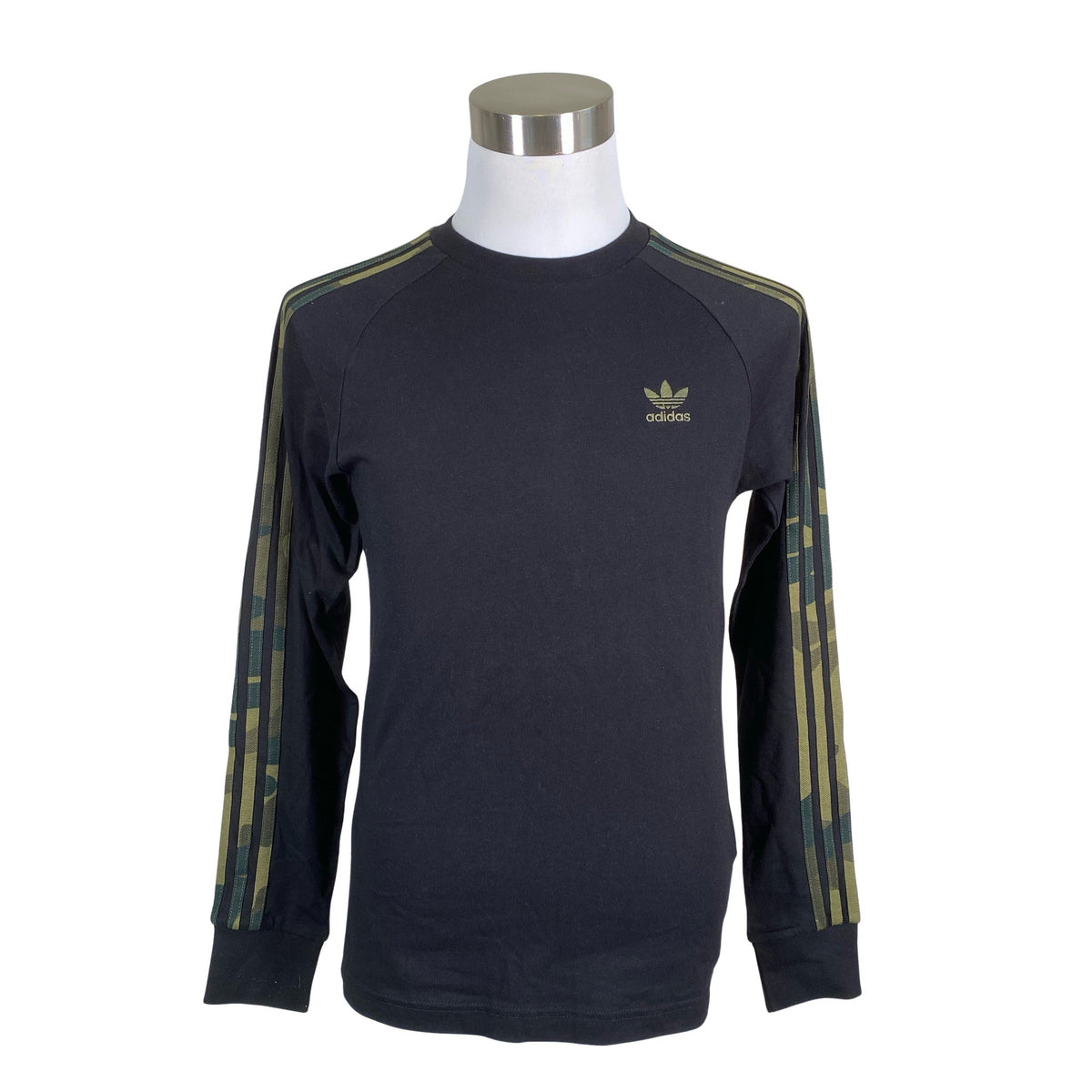 Miesten Adidas - Trikoopaita, koko XS - Musta (1)