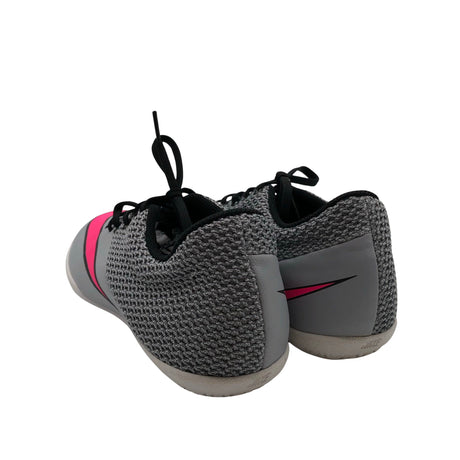 Naisten Nike - Sisäliikuntakengät, koko 40 - Harmaa (2)