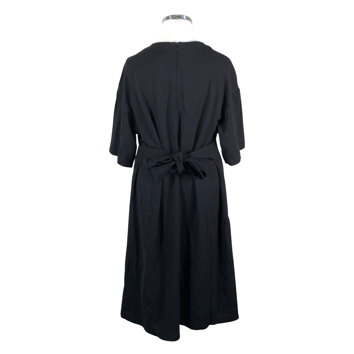 Naisten Marimekko - Trikoomekko, koko 42 - Musta (2)