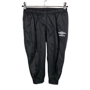 Unisex Umbro - Urheiluhousut, koko 122 - 128 - Musta (1)