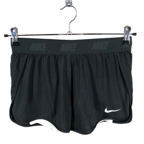 Naisten Nike - Urheilushortsit, koko 36 - Musta ()