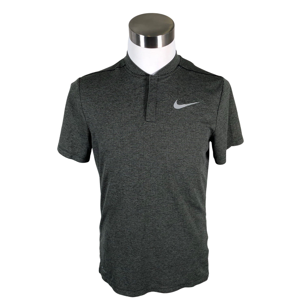 Miesten Nike - Urheilupaita, lyhyet hihat, koko M - Vihreä (1)
