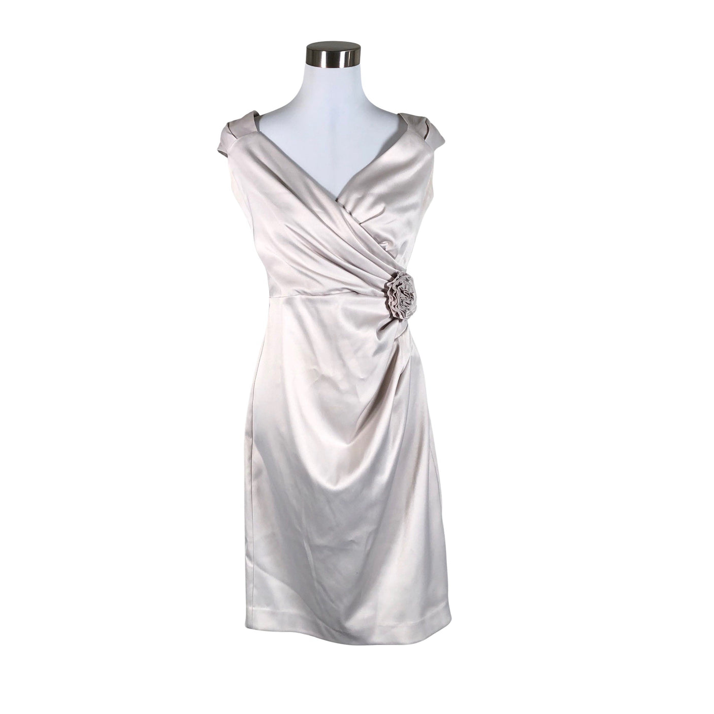 Naisten Maggy London - Juhlamekko, koko 38 - Beige (1)