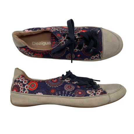 Naisten Desigual - Tennarit, koko 40 - Harmaa ()
