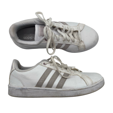 Naisten Adidas - Tennarit, koko 40 - Valkoinen ()