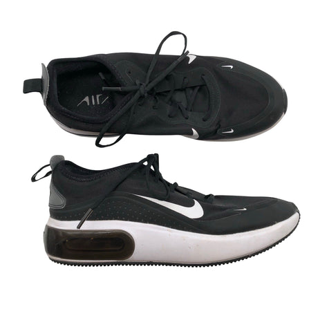 Naisten Nike - Lenkkarit, koko 40 - Musta ()