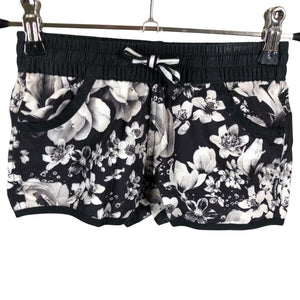 Tyttöjen Molo Kids - Shortsit, koko 98 - 104 - Musta (1)