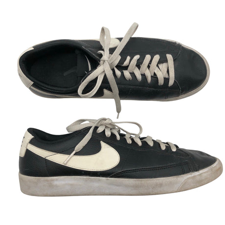 Miesten Nike - Tennarit, koko 43 - Musta ()