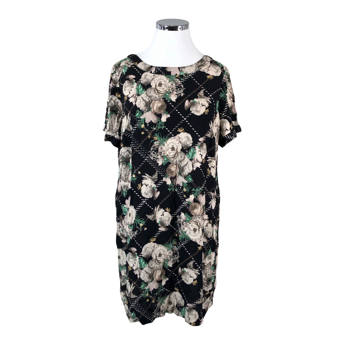 Naisten Marks&Spencer - Sifonkimekko, koko 48 - Musta (1)
