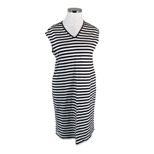Naisten Marimekko - Trikoomekko, koko 44 - Musta (1)