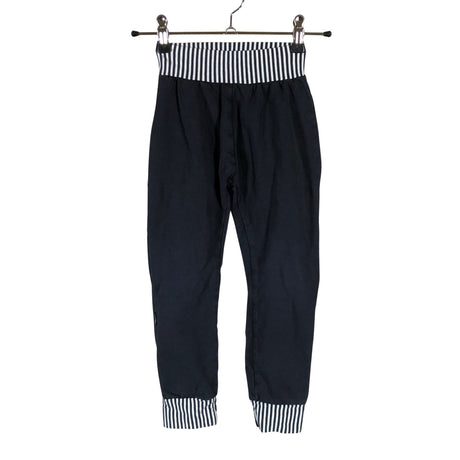 Unisex Napikas - Collegehousut, koko 104 - 110 - Musta ()