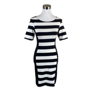 Naisten NOSH - Trikoomekko, koko 34 - Musta (1)