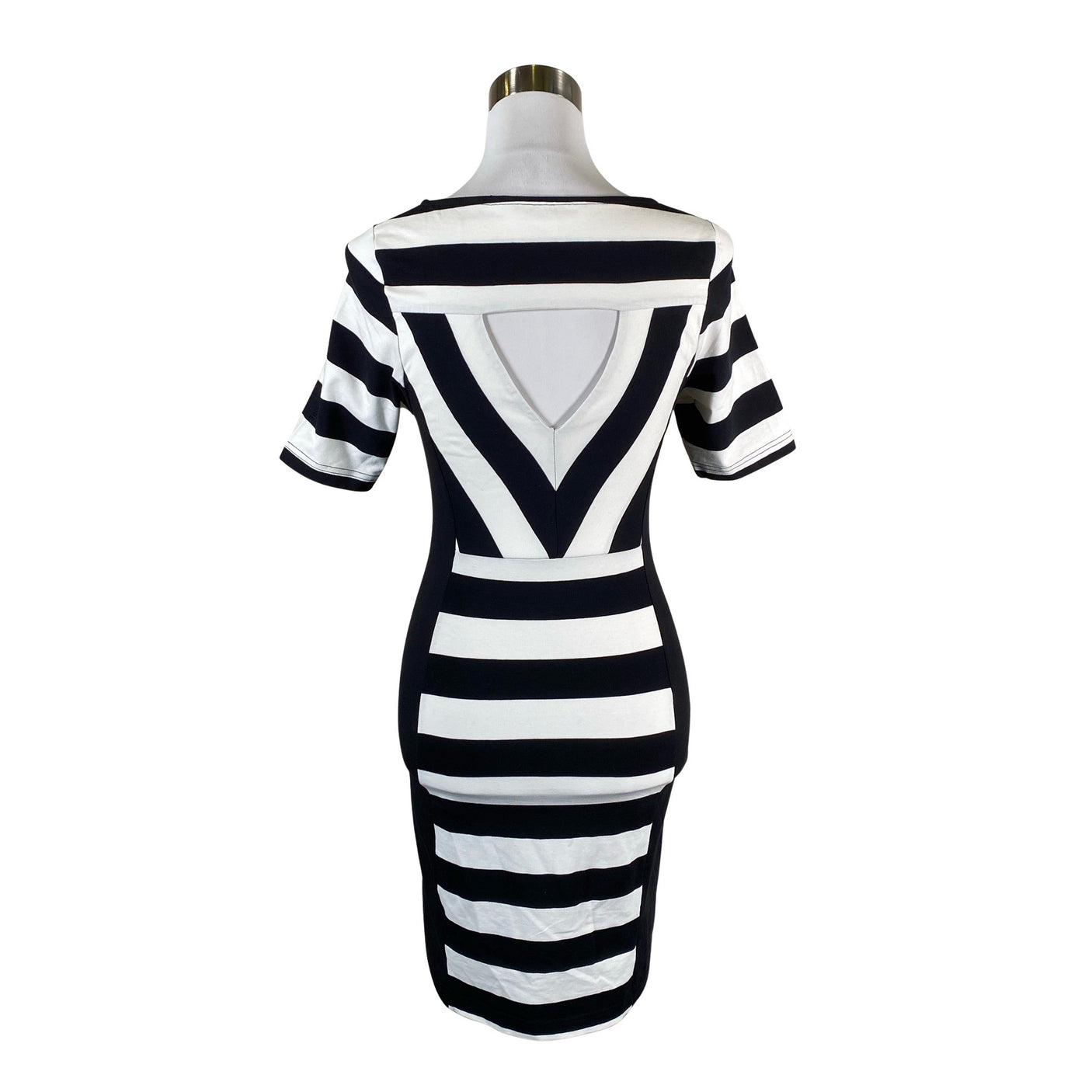 Naisten NOSH - Trikoomekko, koko 34 - Musta (2)