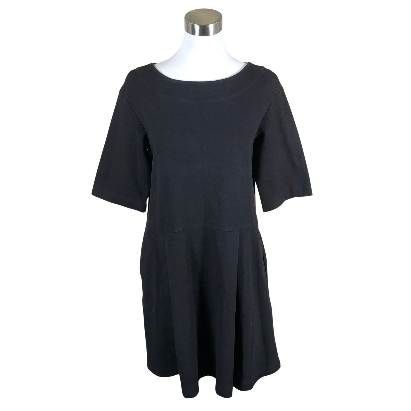 Naisten Marimekko - Trikoomekko, koko 38 - Musta (1)