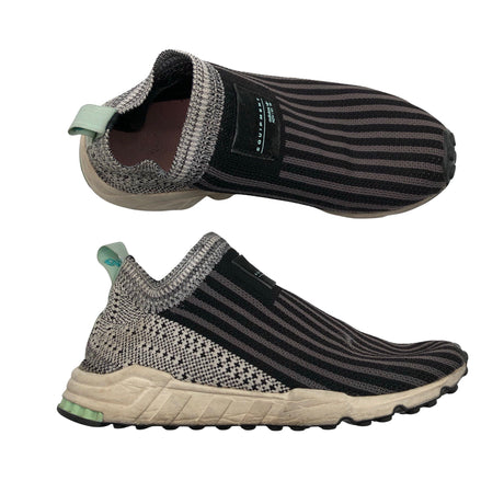 Naisten Adidas - Tennarit, koko 39 - Harmaa ()