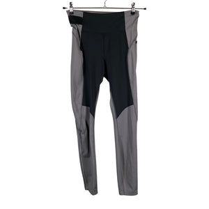 Naisten Under Armour - Urheilutrikoot, koko 38 - Harmaa (1)