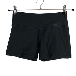 Naisten Nike - Urheilushortsit, koko 36 - Musta (1)