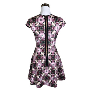 Naisten Ted Baker - Trikoomekko, koko 34 - Violetti (2)