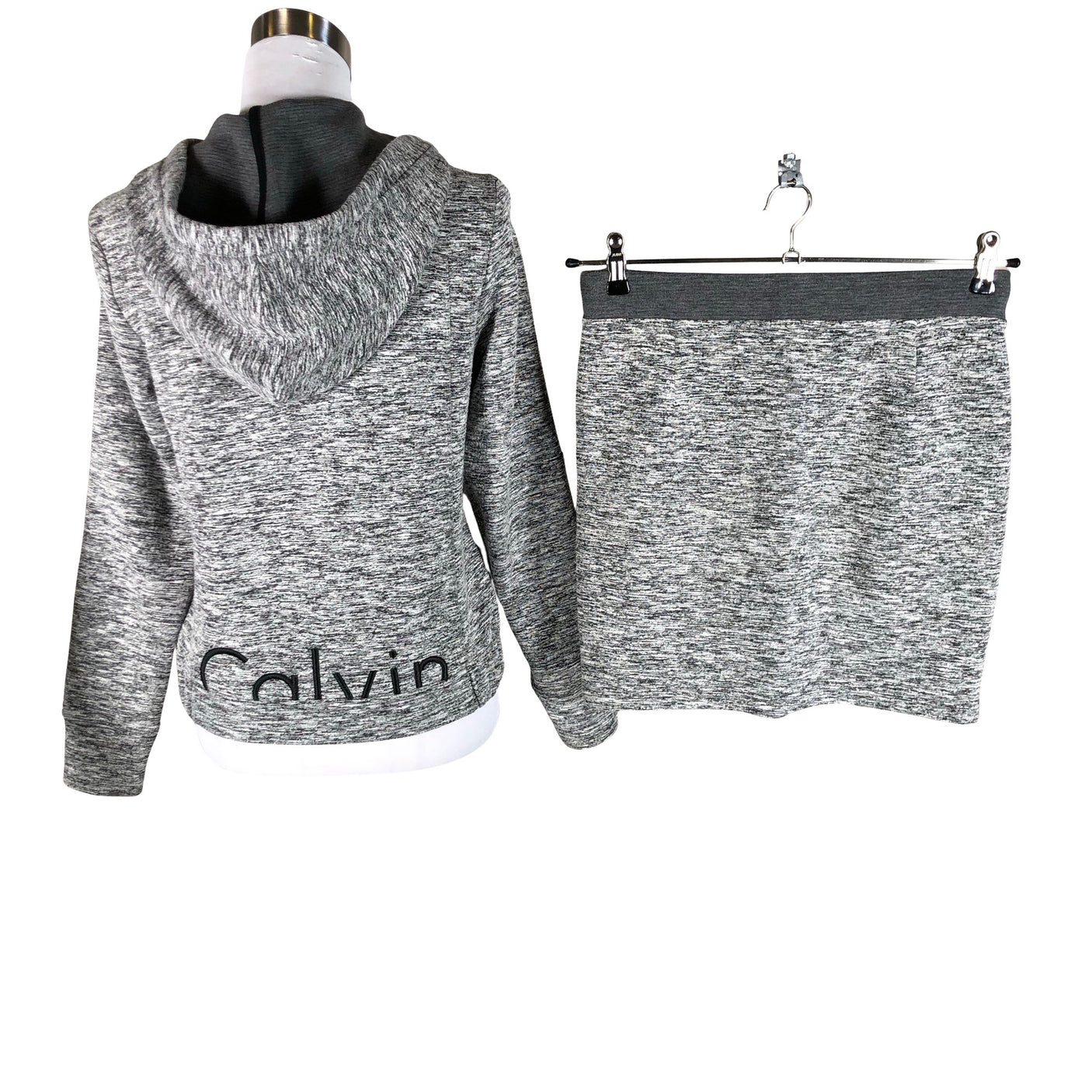 Naisten Calvin Klein Jeans - Collegeasu, koko 36 - Harmaa (2)