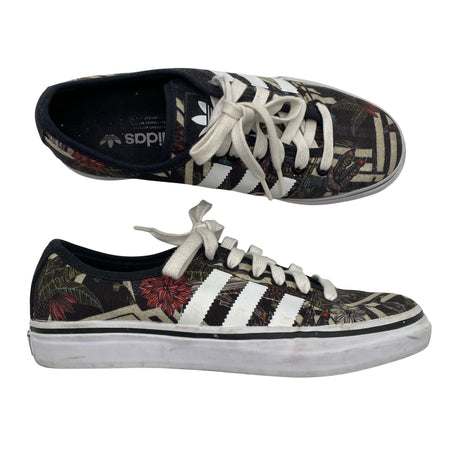 Naisten Adidas - Tennarit, koko 38 - Musta ()
