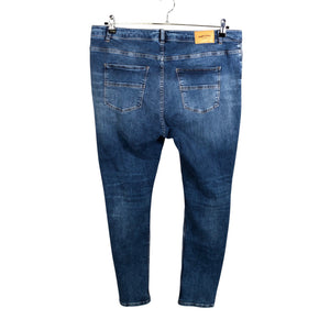 Naisten Perfect Jeans - Farkut, koko 48 - Sininen (2)