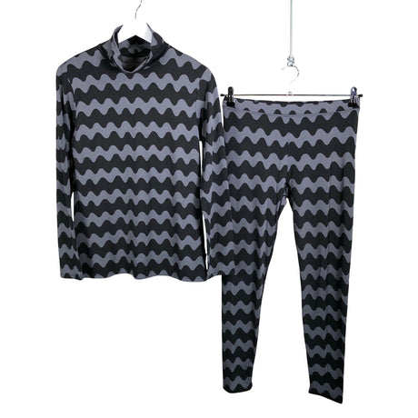 Naisten Uniqlo - Kerrasto, koko 38 - Harmaa ()