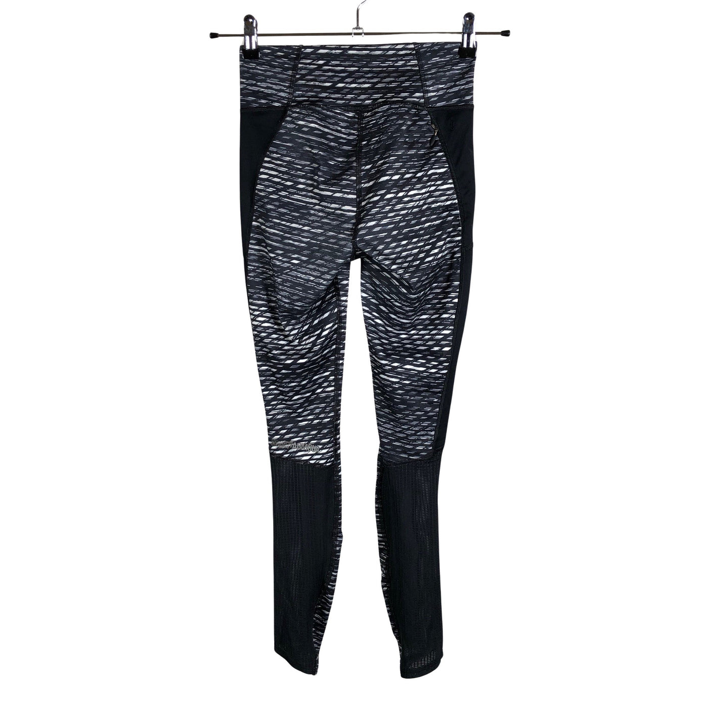 Naisten Under Armour - Urheilutrikoot, koko 34 - Musta (2)