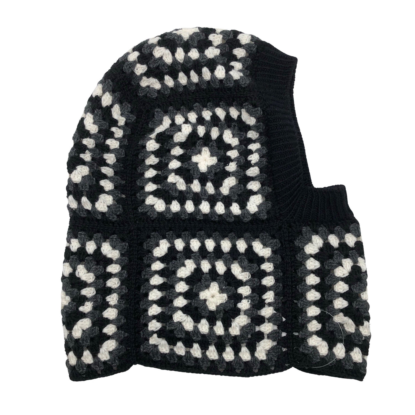 Naisten Handmade - Talvipipo, koko 58 - 60 cm - Musta (1)
