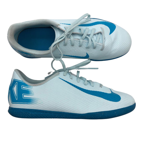 Naisten Nike - Sisäliikuntakengät, koko 36 - Vaaleansininen ()