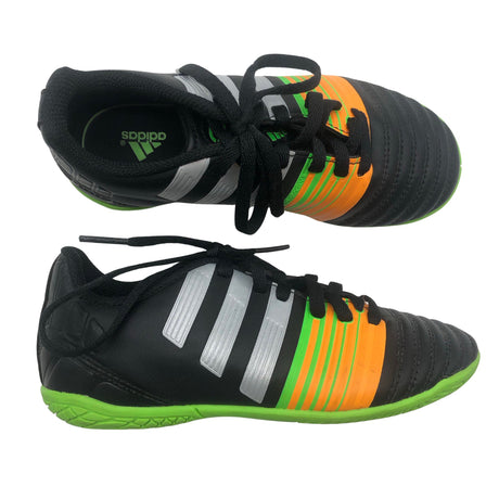 Unisex Adidas - Sisäliikuntakengät, koko 31 - Musta ()