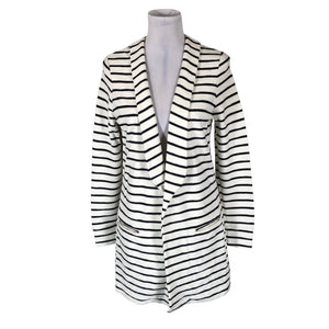 Naisten NOSH - Collegejakku, koko 32 - Valkoinen (1)