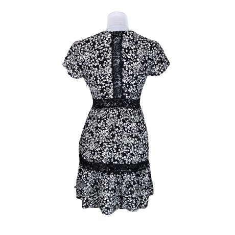 Naisten Le Temps des Cerises - Sifonkimekko, koko 34 - Musta (2)