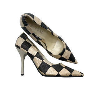 Naisten Ideal Shoes - Korkokengät, koko 37 - Musta (1)