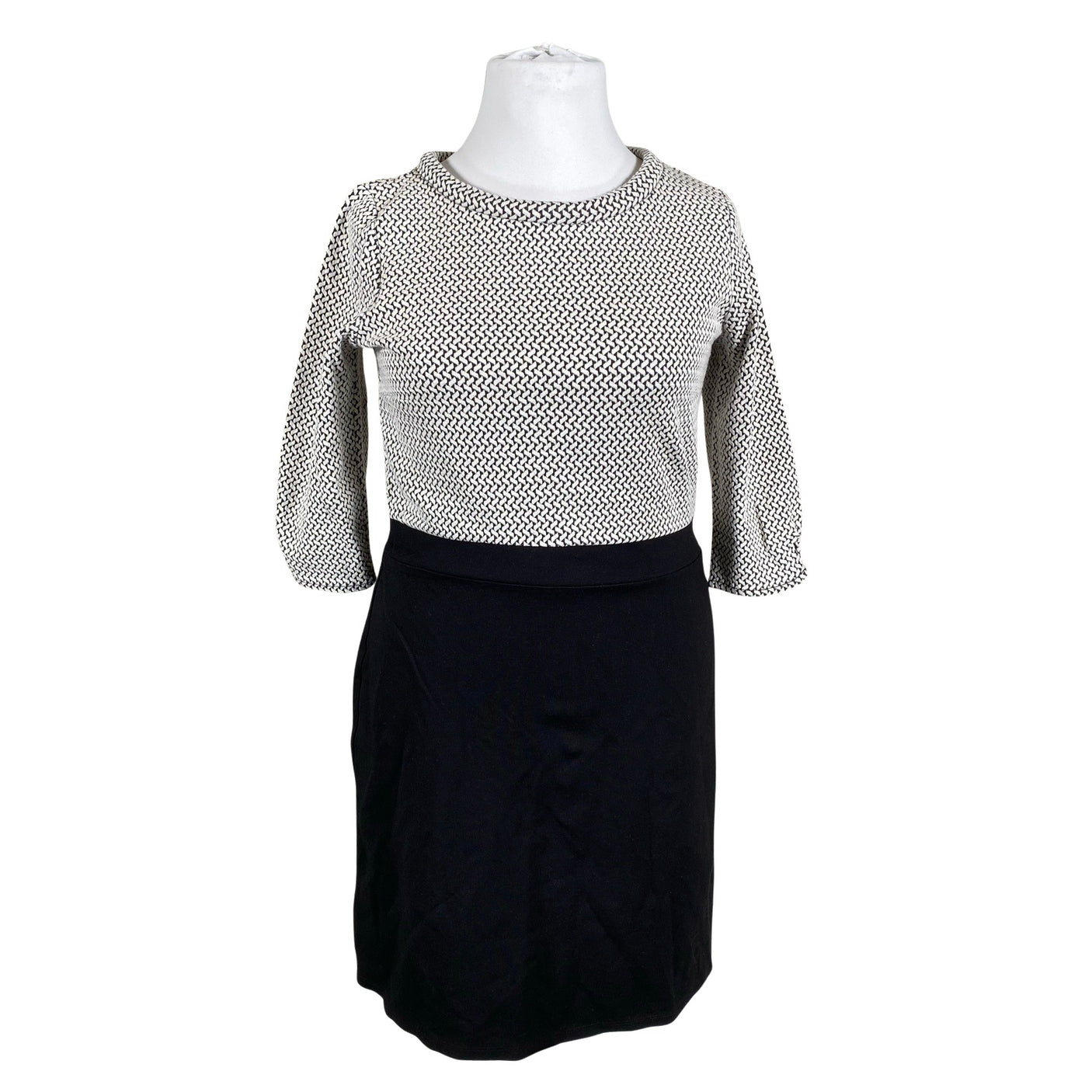 Naisten s.Oliver - Collegemekko, koko 42 - Musta (1)