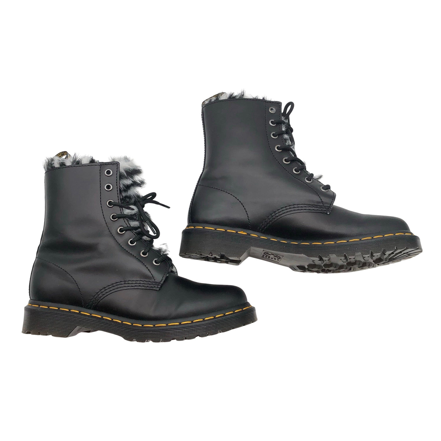 Unisex Dr. Martens - Nööridega saapad, suurus 41 - Must